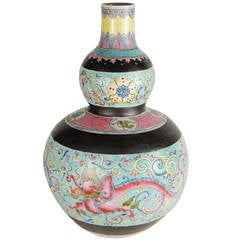20th Century Chinese Double Gourd Famille Rose Vase