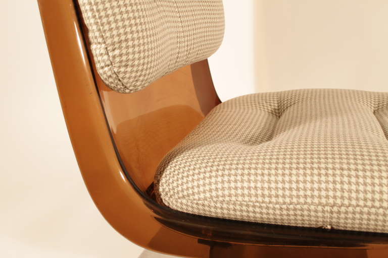 1970s Lounge Chair by Grosfillex In Good Condition In Barcelona, ES