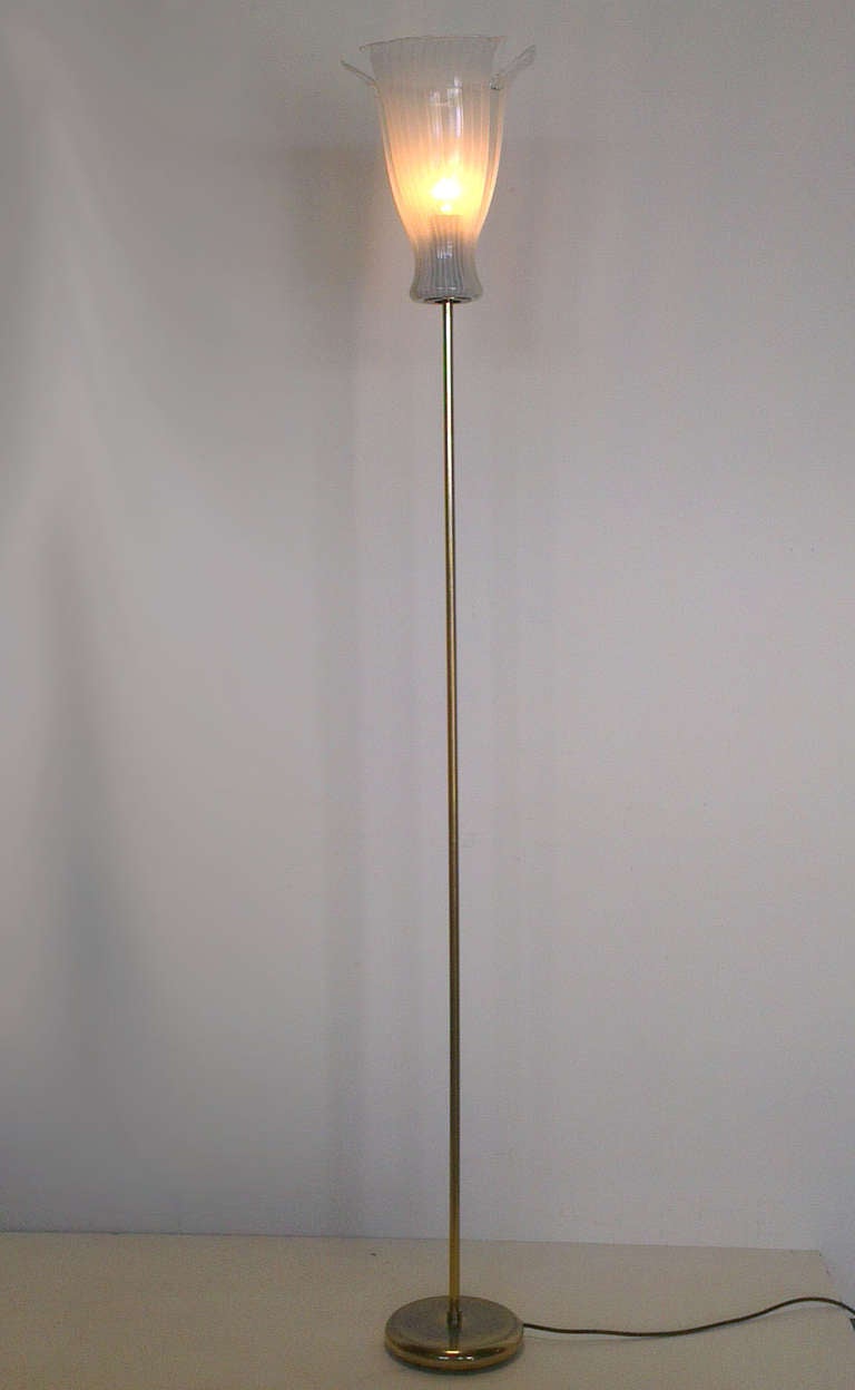Beautiful Floor Lamp by Venini For Sale 1