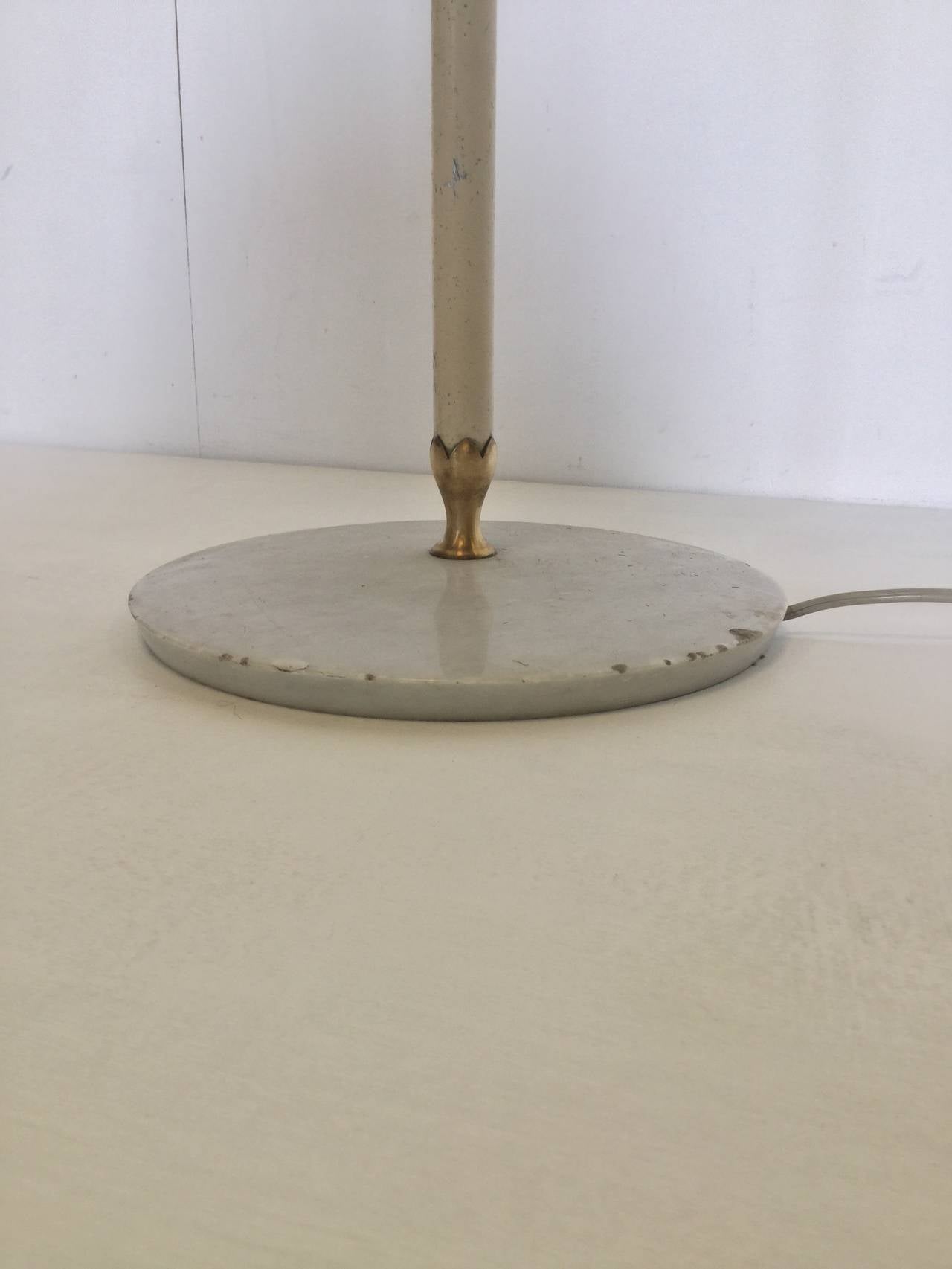 Floor Lamp by Arredoluce In Good Condition In Fossano, IT
