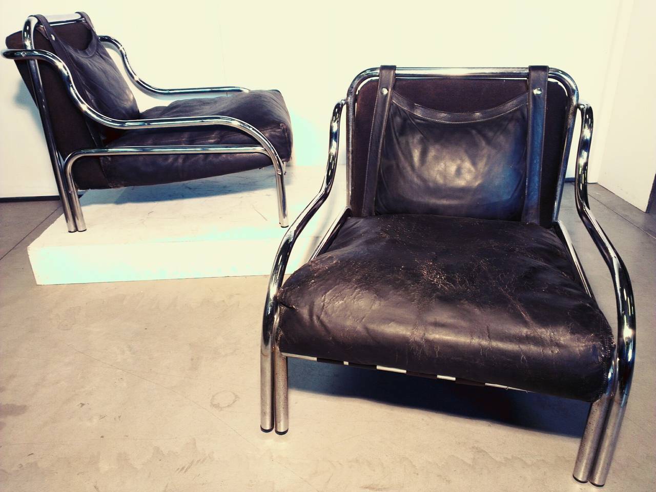Exceptional Armchairs and Sofa by Gae Aulenti In Good Condition In Fossano, IT
