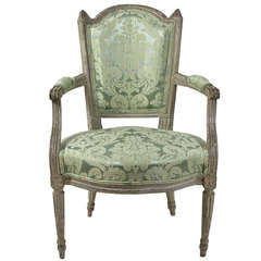 Louis XVI Paintwood Fauteuil Louis XVI Paintwood Fauteuil