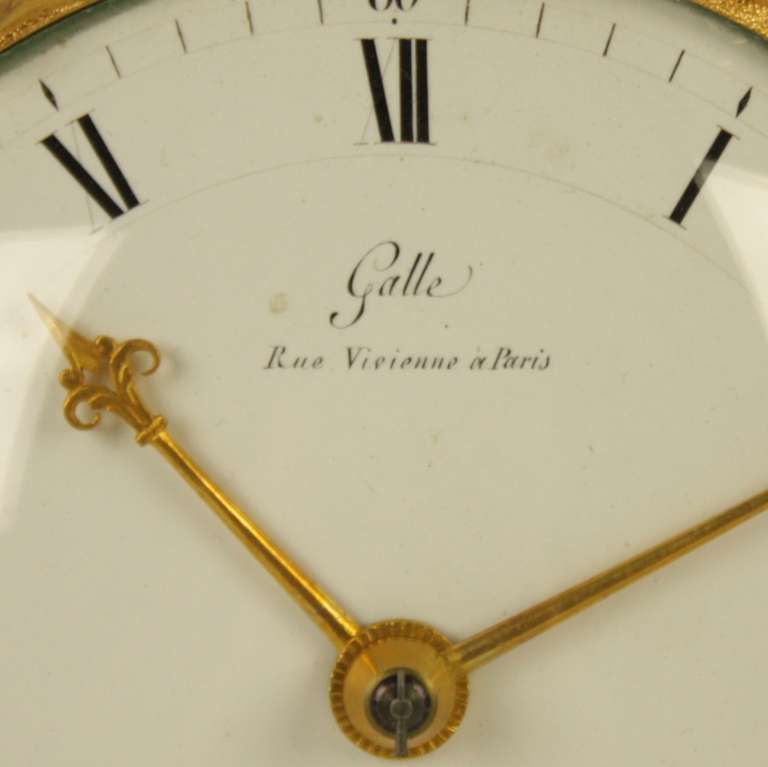 French Restauration Mantel Clock Signed 'Galle' im Zustand „Hervorragend“ in Berlin, DE