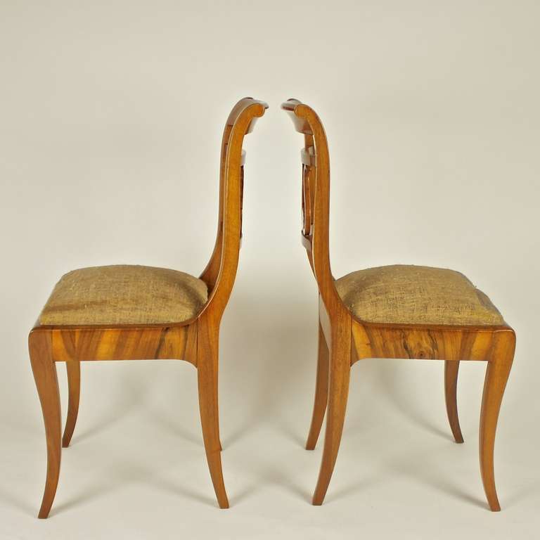 Early 19th Century Biedermeier Table with Four Side Chairs, Newly Upholstered 2