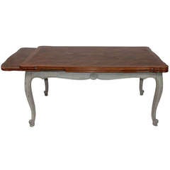 Early 20th Century French Extending Dining Table