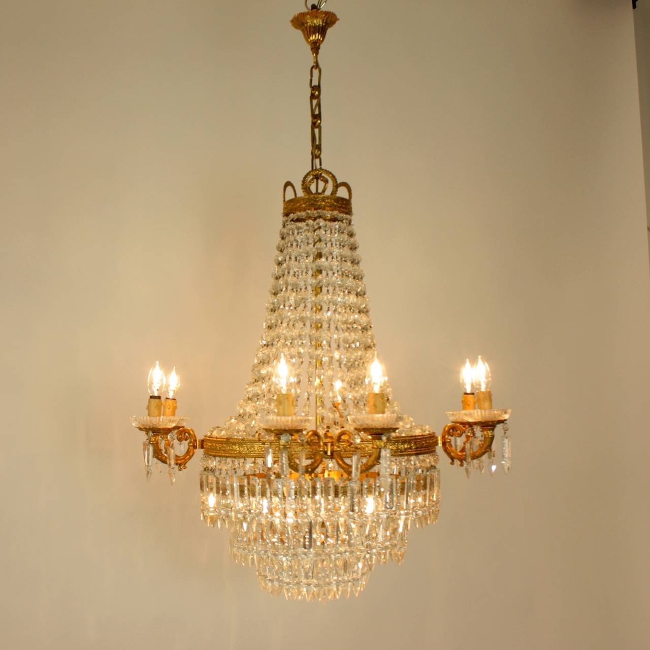 Empire Style Eight-Light Baccarat Crystal Chandelier, Early 20th Century 1