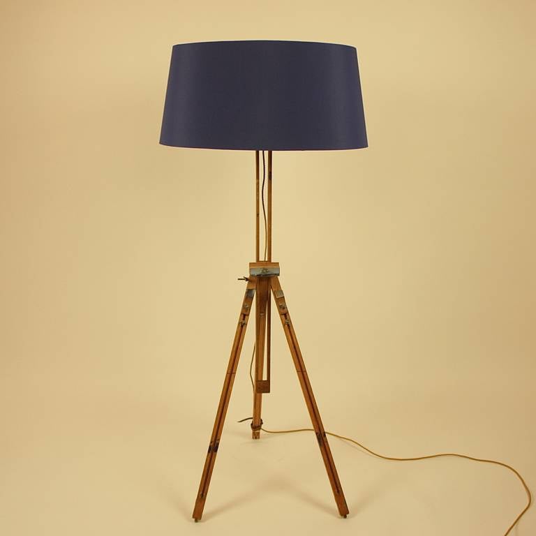Easel Floor Lamp