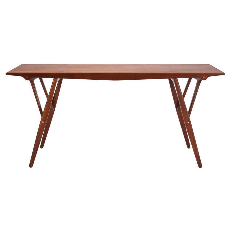 Scandinavian Modern Height Adjustable Table by Vestergaard Jensen For Sale