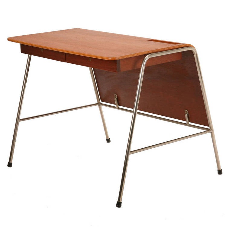 A teacher's desk made exclusively for Munkegaard Elementary School in Copenhagen as part of the complete interior designed by Arne Jacobsen. A total of 24 desks were made by Fritz Hansen, Denmark.