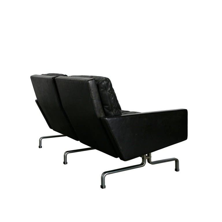 PK 31/2 sofa by Poul Kjærholm