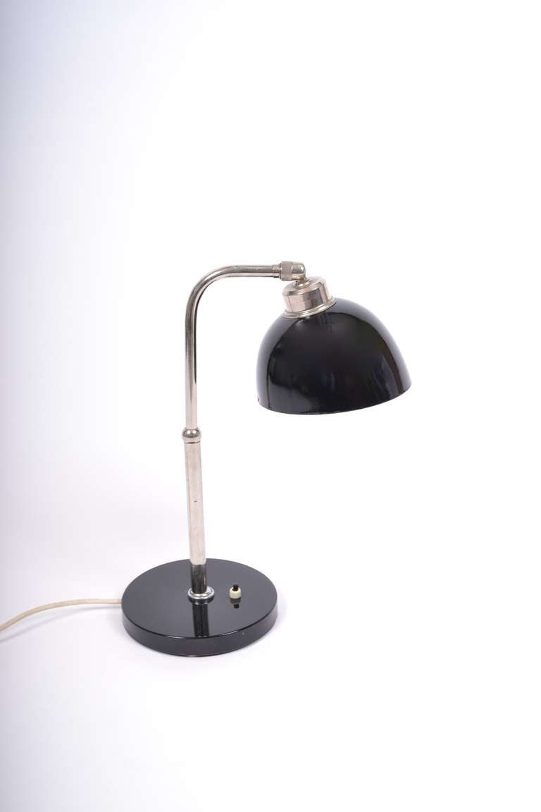 Christian Dell & Bunte und Remmler Desk Lamp

Classical Bauhaus lamp in fine condition