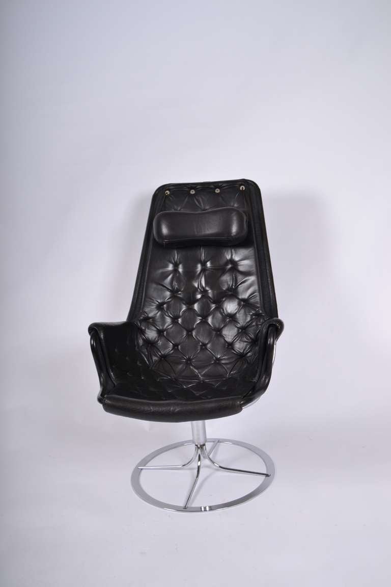 Bruno Mathsson Jetson easy chair.

Beautiful vintage condition.