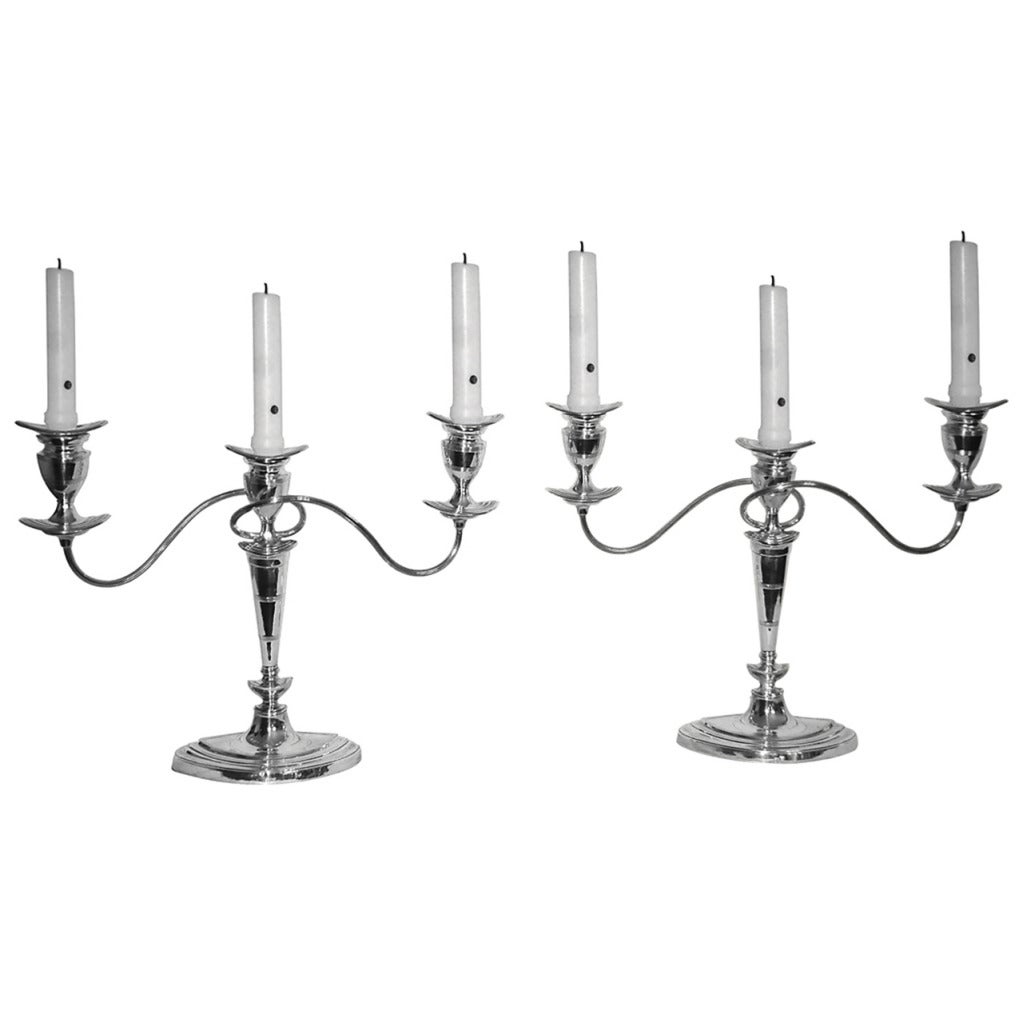 Pair of English Sterling Silver Candelabra For Sale at 1stDibs