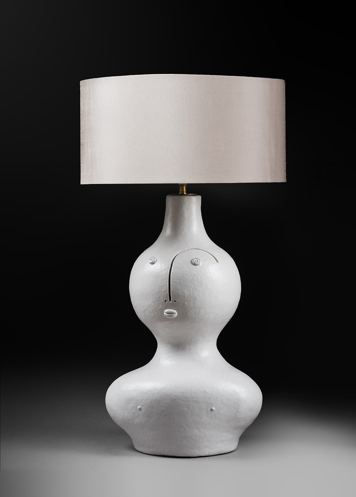 Ceramic table lamp 