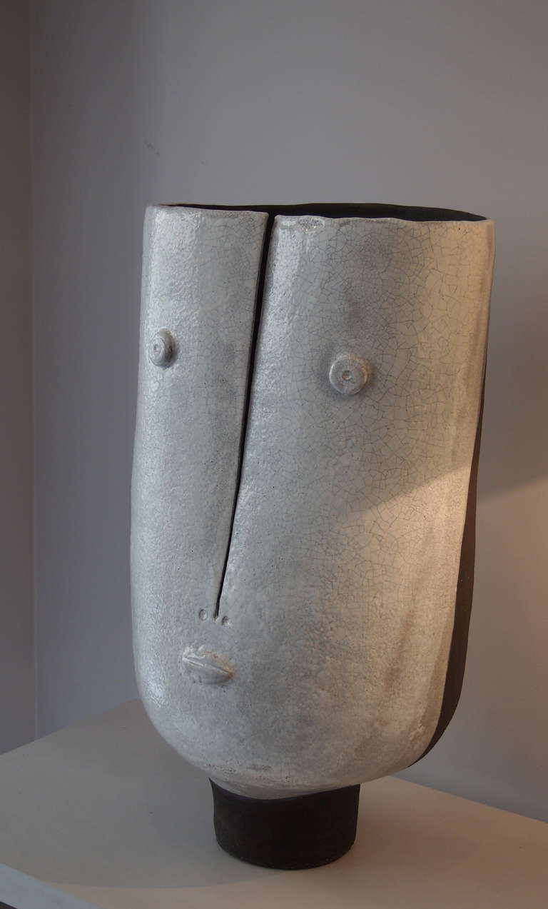 DALO Contemporary Ceramic Sculpture Vase 1