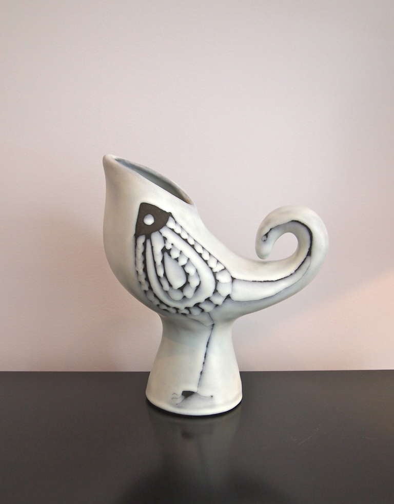 Vallauris Ceramic 'Bird' Vase by Roger Capron In Good Condition In Paris, FR