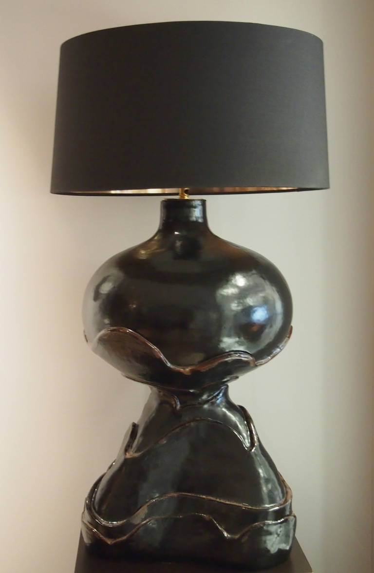 DaLo's Big Black Ceramic Table Lamp In Excellent Condition In Paris, FR