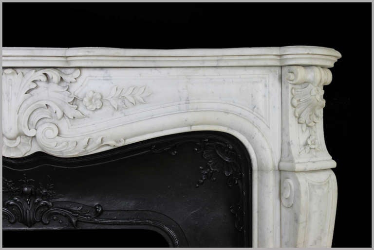 Antique Floral Louis XV Style Fireplace In White Carrara Marble from the 19th Century 3