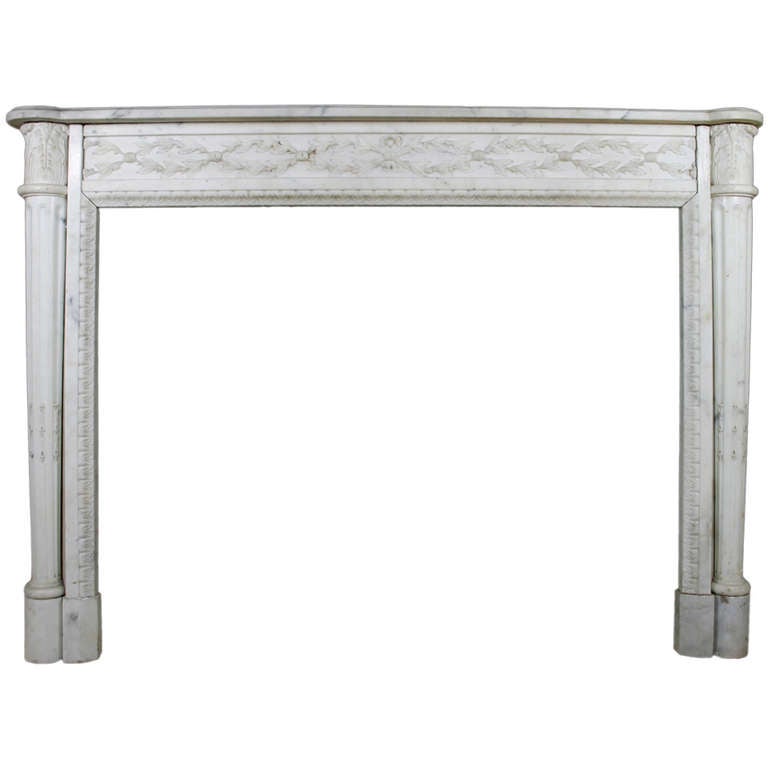 Antique L. XVI fireplace chimneypiece in Statuary Carrara marble, 19th century For Sale