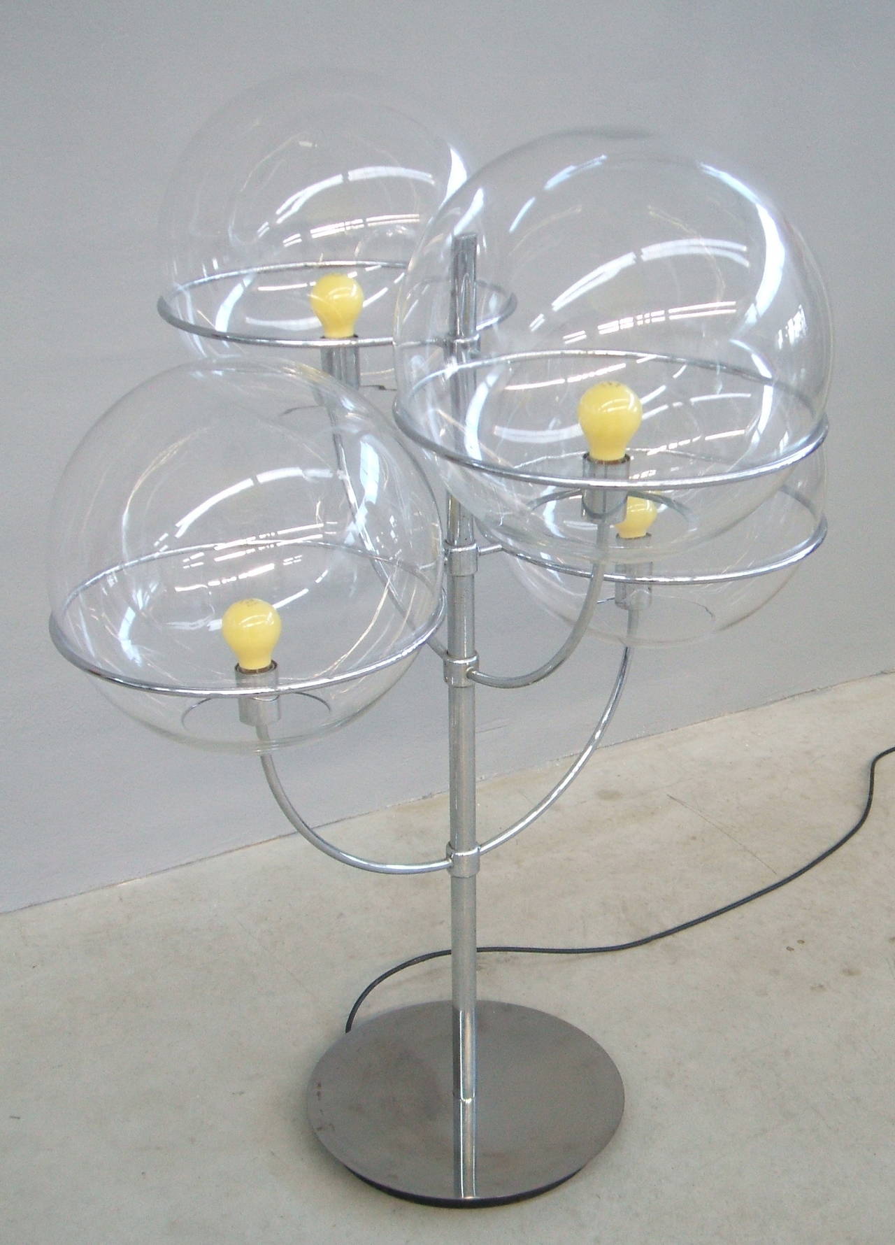 Italian Lyndon De Sol Floor Lamp by Vico Magistretti