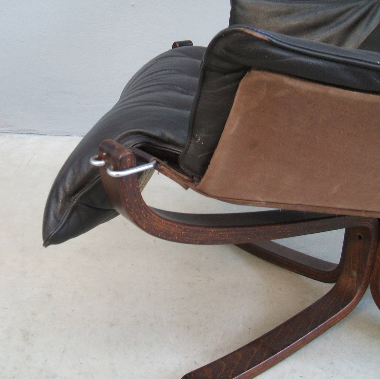 Italian Sigurd Resell for Poltrona Frau Lounge Chair