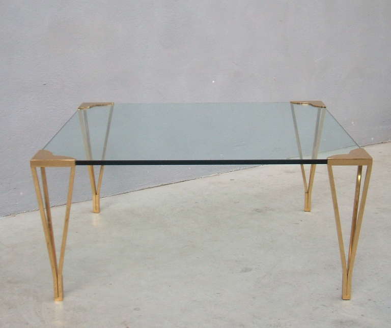 Nice Square Glass and Brass Coffee Table In Excellent Condition In Piacenza, Italy