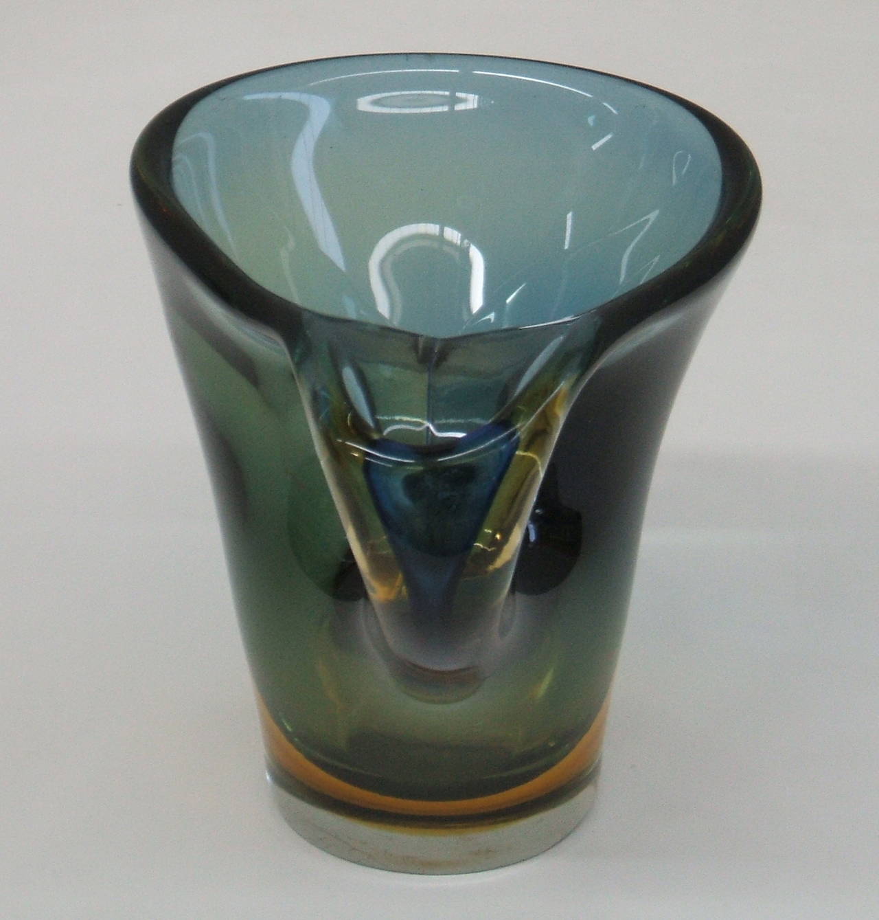 Murano Glass Pitcher Attributed to Fulvio Bianconi In Excellent Condition For Sale In Piacenza, Italy