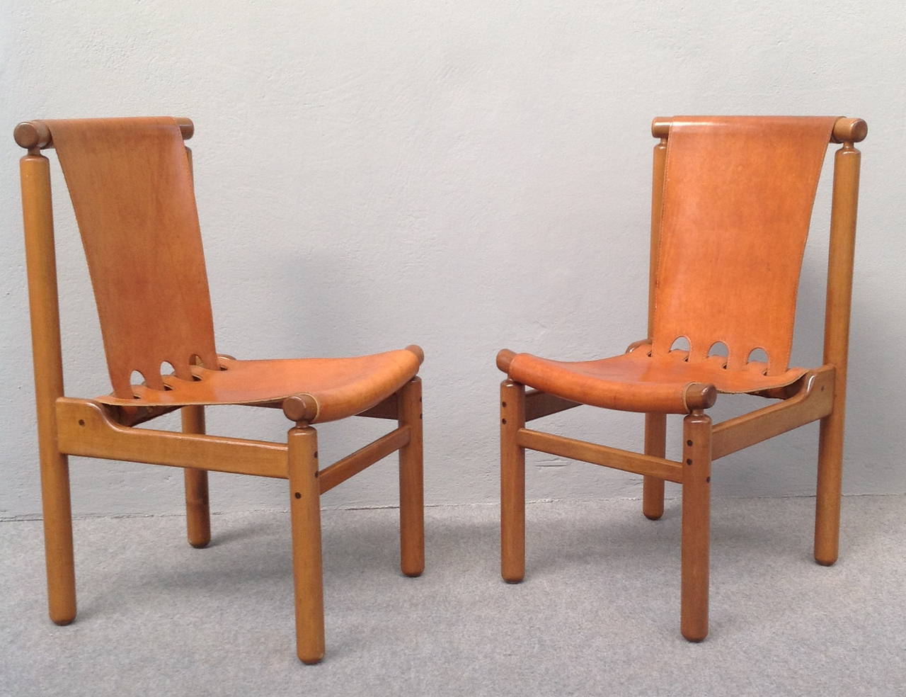 Elegant Leather Chairs Attributed to Ilmari Tapiovaara 1