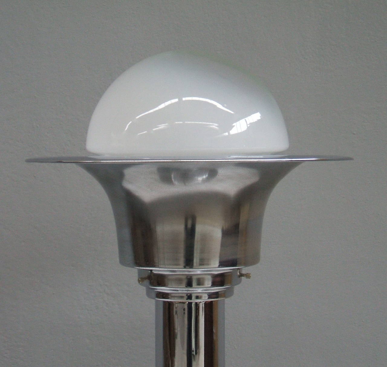 Late 20th Century Very Nice Italian Table Lamp