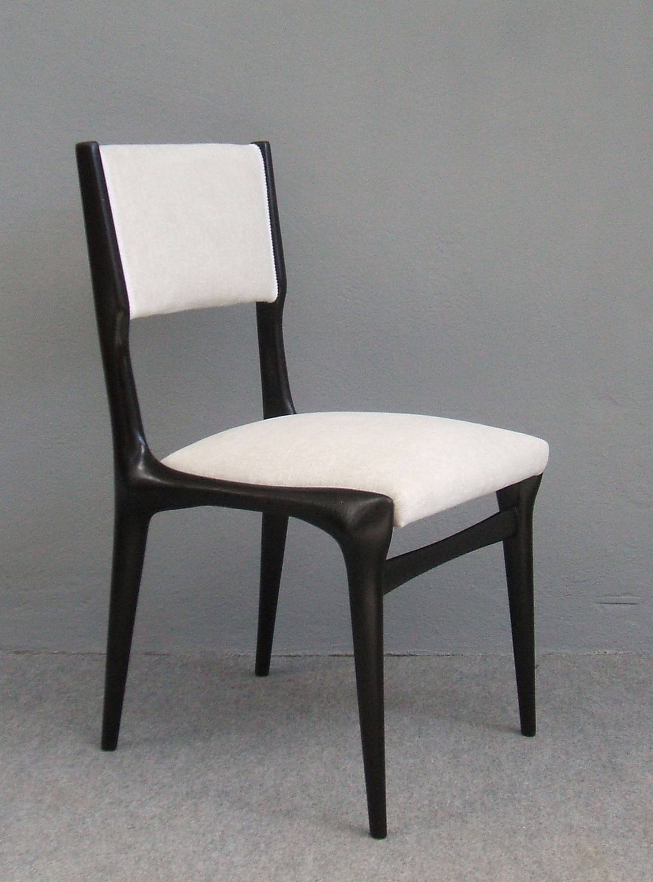 Mid-20th Century Wonderful Set of Six Chairs by Carlo de Carli