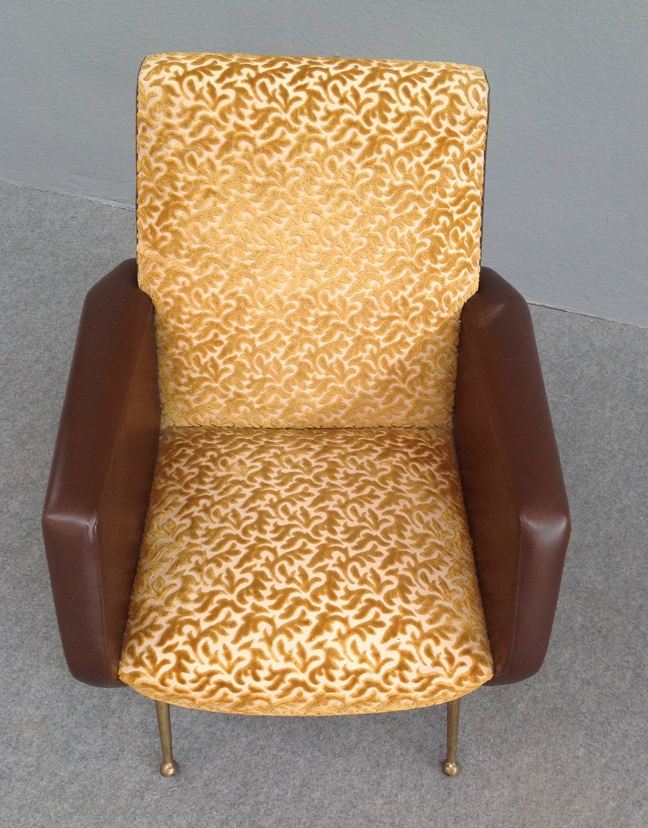 Mid-Century Modern Midcentury Model Armchair For Sale