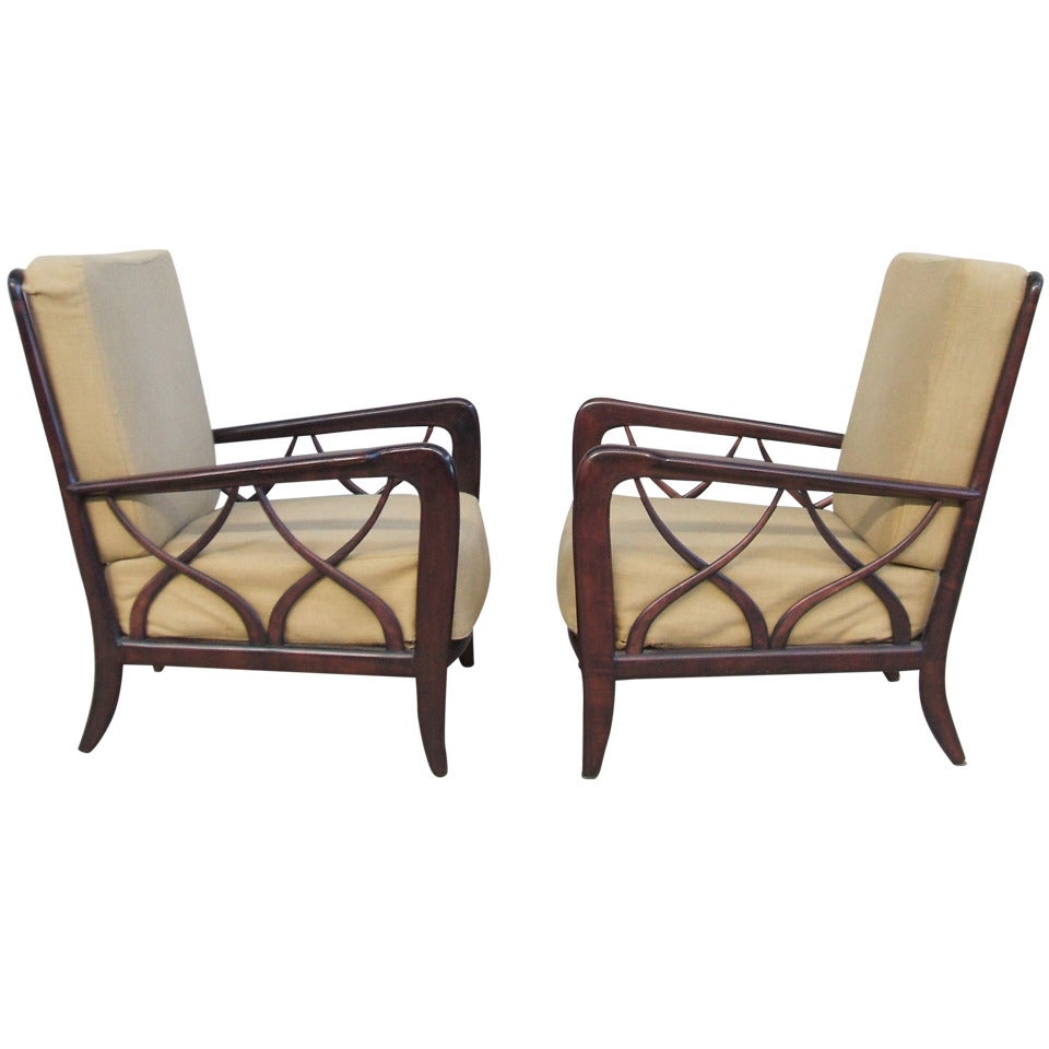Elegant Pair of Armchairs in the Style of Paolo Buffa