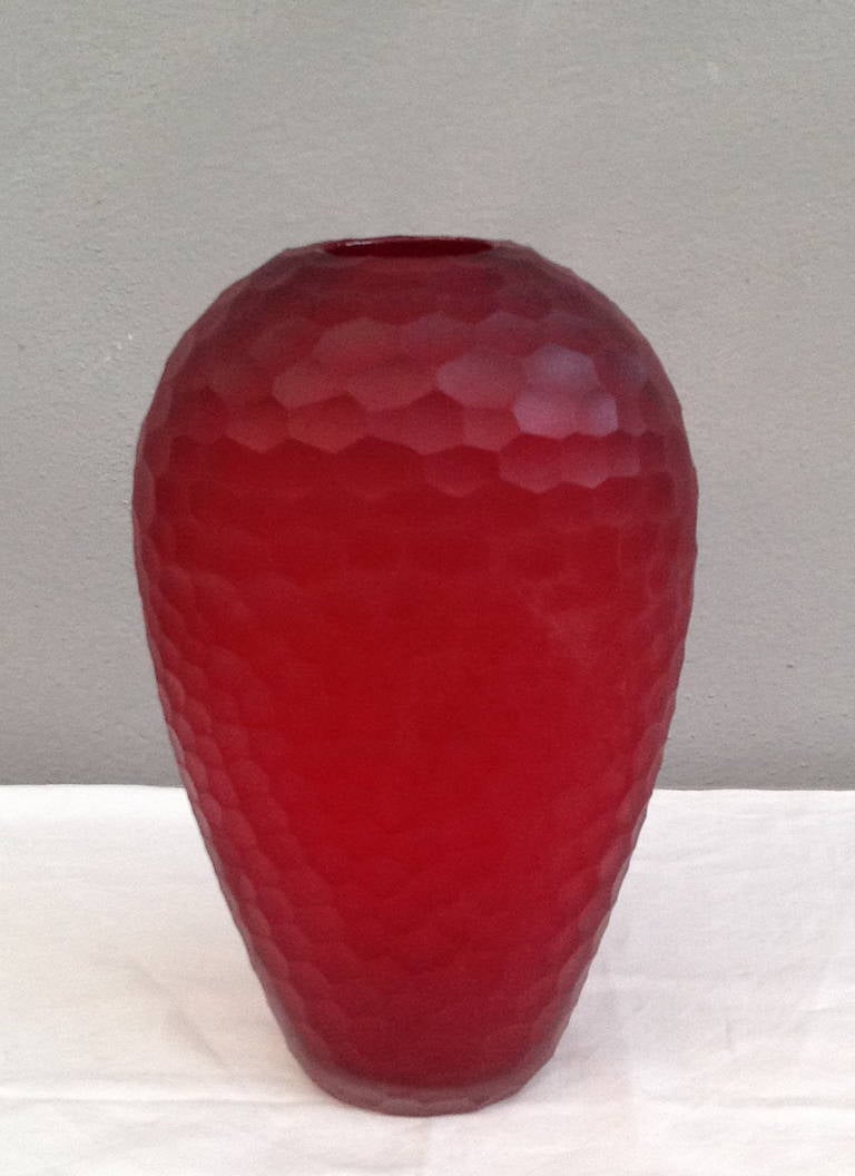 Elegant faceted red Murano Vase