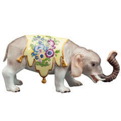 Modèle Meissen d'un petit éléphant