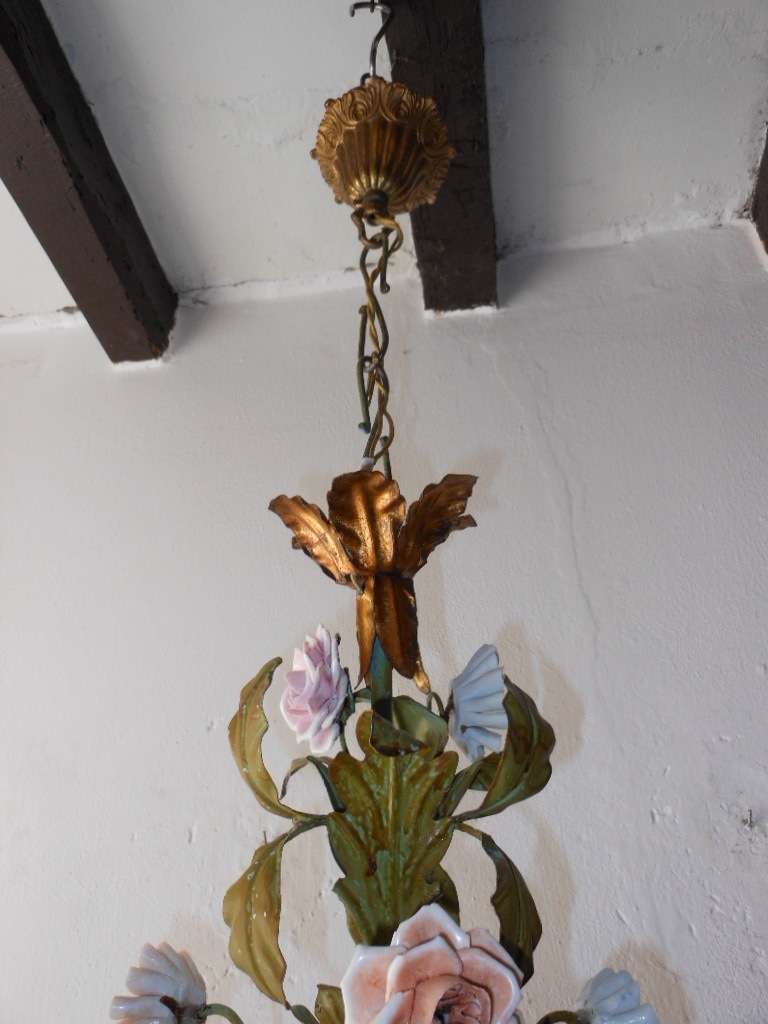 Mid-20th Century Italian Tole Porcelain Roses & Flowers Chandelier