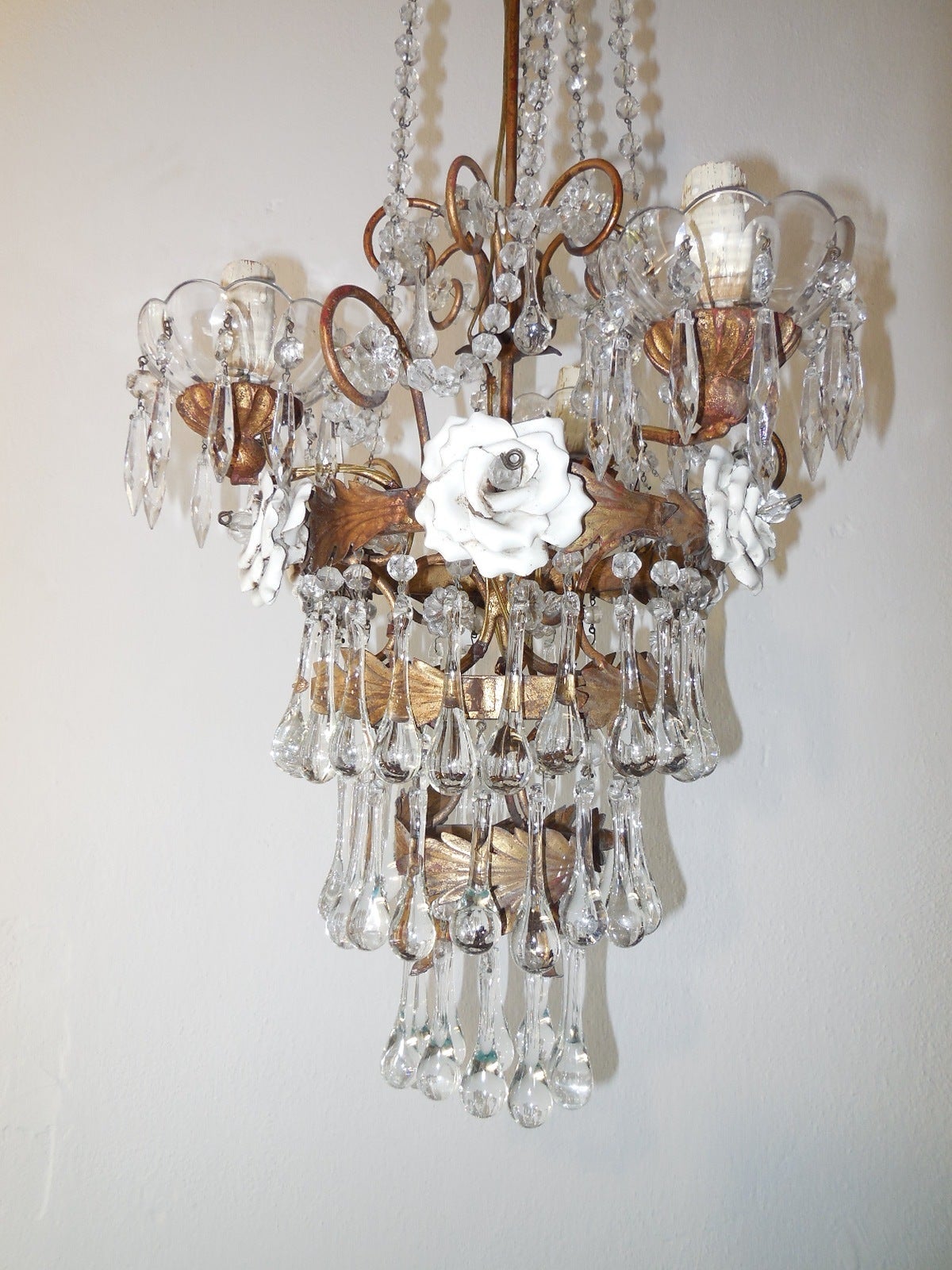 Italian Tiered Tole White Roses Murano Drops Chandelier