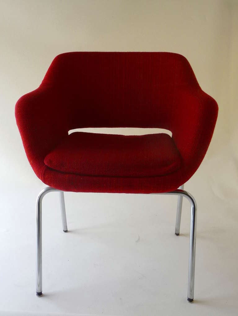 set of 4 chairs for stylish and contemporary dining or great in the office.

Designed for MIM Italy ca. 1955-1960. Original upholstery in excellent condition. Note the unusual positioning of the legs.