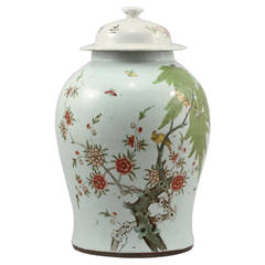19th Century Porcelain Vase and Cover 9