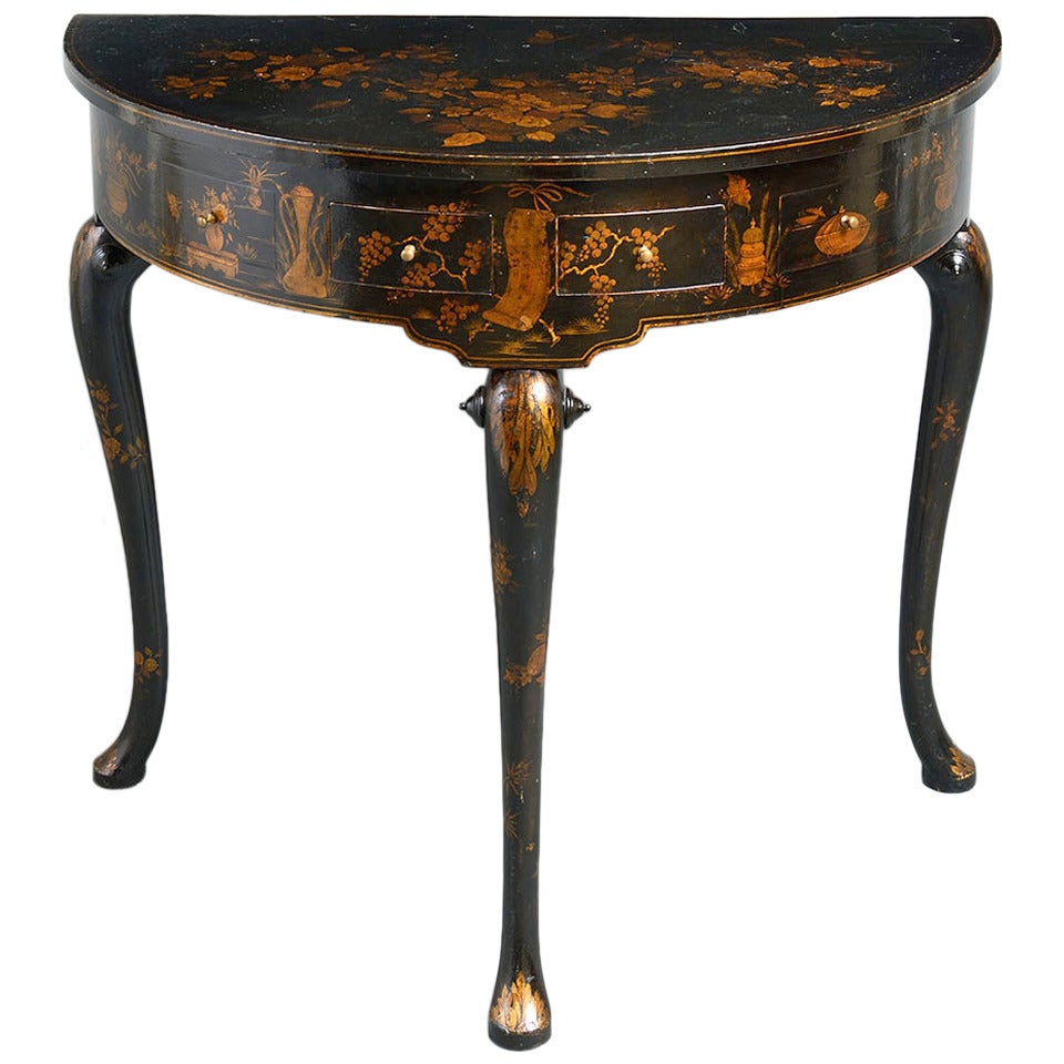 Queen Anne Style Chinoiserie Japanned Side Table