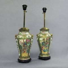 Paire de vases de Canton du 19ème siècle servant de bases de lampe
