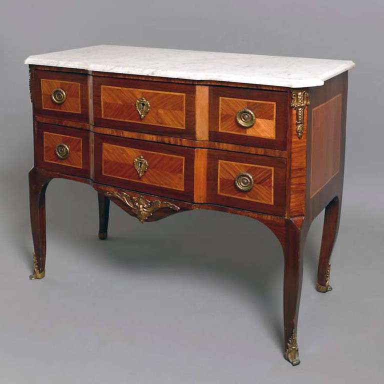 18th Century Transitional Commode