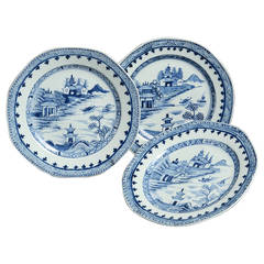 Set of Three 18th Century Chinese Export Plates 4