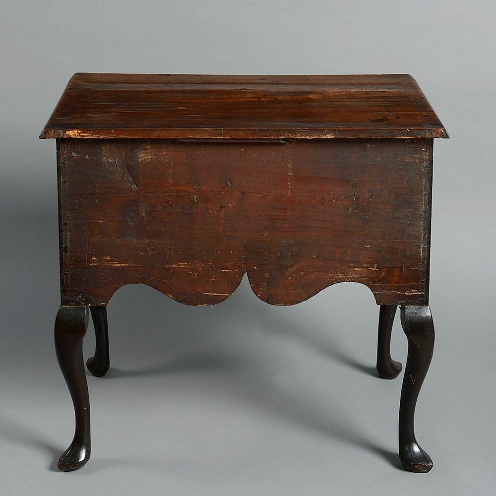 Mid-18th Century George II Period Mahogany Lowboy In Good Condition In London, GB