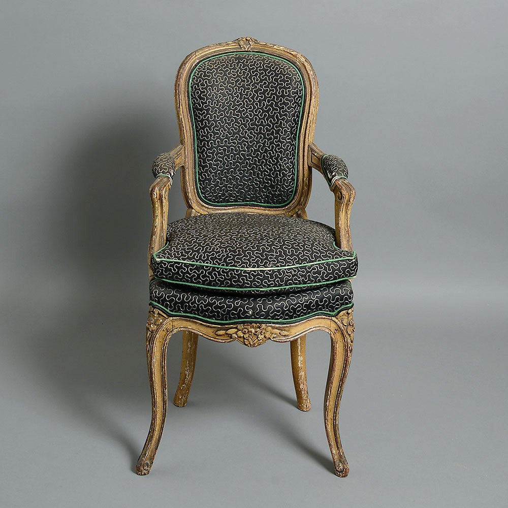 Pair of 18th Century Louis XV Period Child's Chairs In Good Condition In London, GB