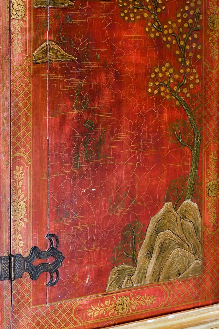 Chinoiserie Red Lacquered Cabinet 3