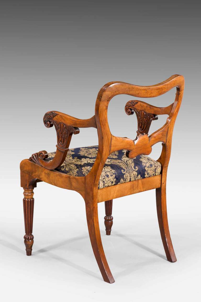 Satz von acht Esszimmerstühlen aus der Regency-Periode 4