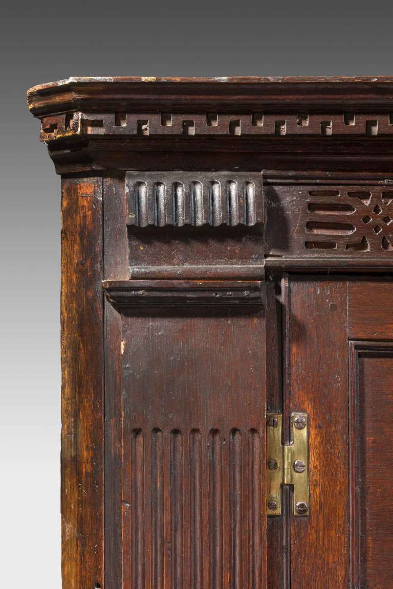 George III Oak Corner Cupboard 2