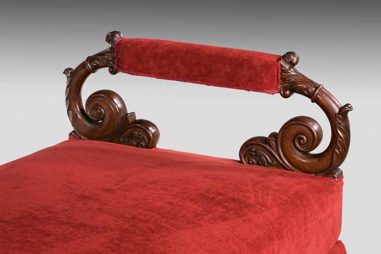 Début du XIXe siècle Banquette encadrée en acajou de la période Régence