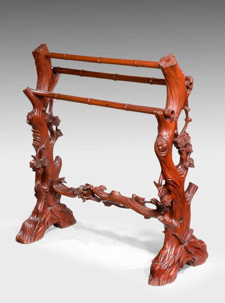 19th Century Carved Towel Rail In Good Condition In Peterborough, Northamptonshire