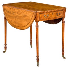 Pembroke-Tisch aus Seidenholz aus dem 18. Jahrhundert